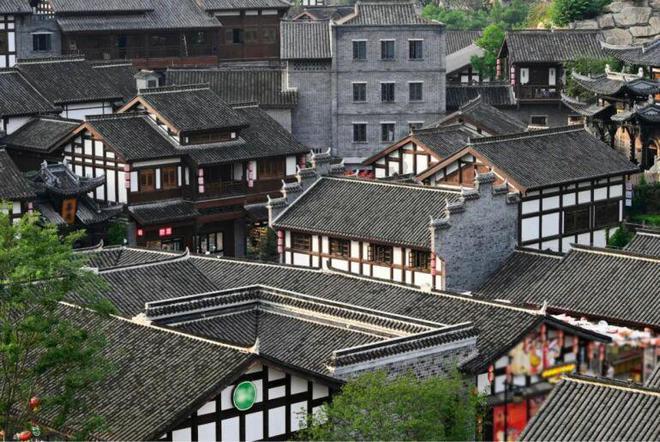 罗马诺:水晶宫即将签下布莱克本中场沃顿,转会费超2000万镑